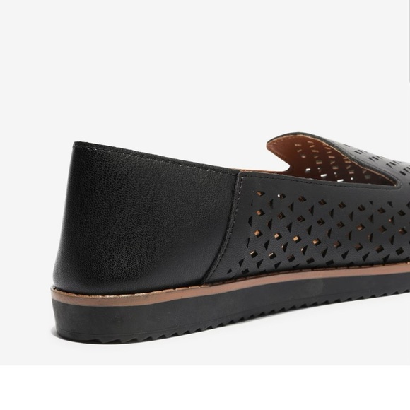 ADRIENNE VITTADINI Linear Loafer,
Black - Picture 6 of 9